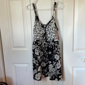 Black and White Foral Sundress-NWT